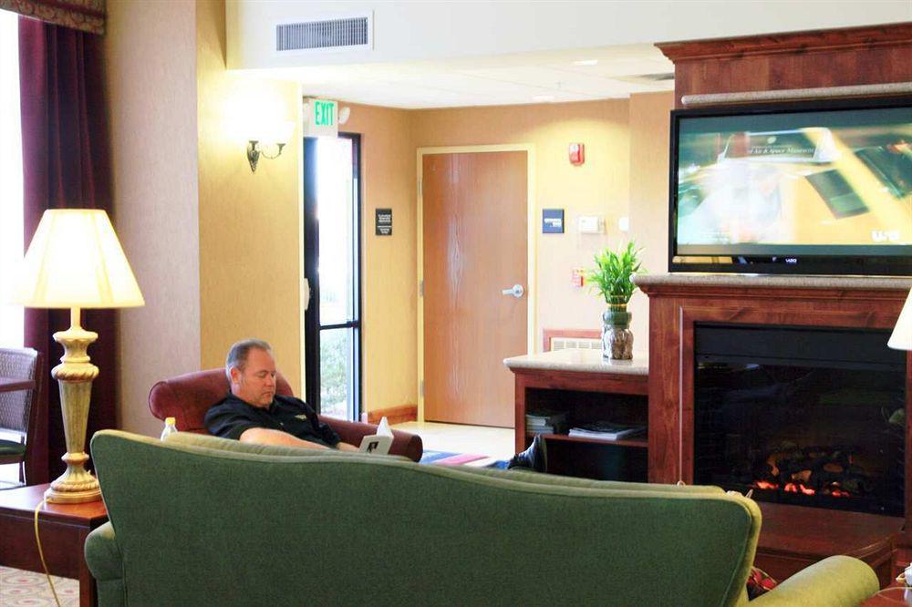 Hampton Inn & Suites Кингман Стая снимка