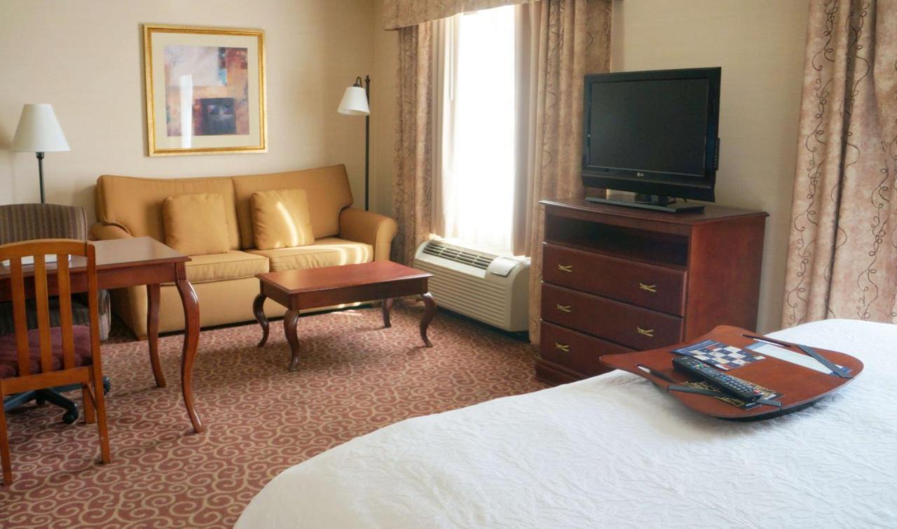 Hampton Inn & Suites Кингман Екстериор снимка